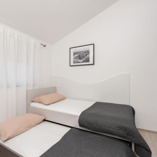 Matea 2 Villa Zadar Buitenkant foto